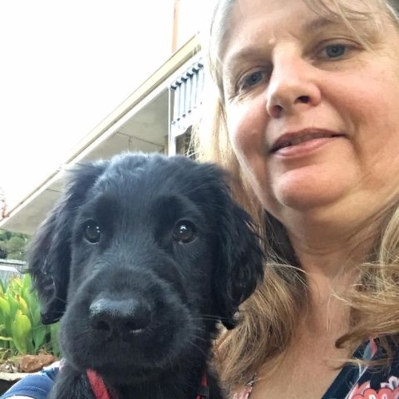 Meet your Posher, Stephanie - Picture 1 of 1